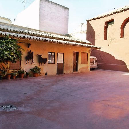 Hostal El Caballo Blanco Osuna Extérieur photo