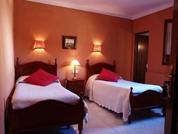 Hostal El Caballo Blanco Osuna Extérieur photo