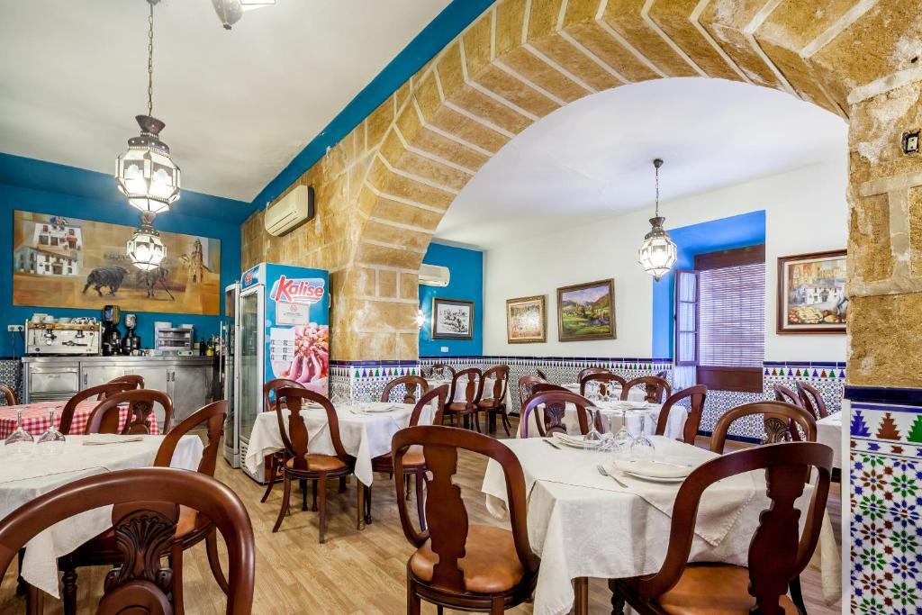 Hostal El Caballo Blanco Osuna Extérieur photo