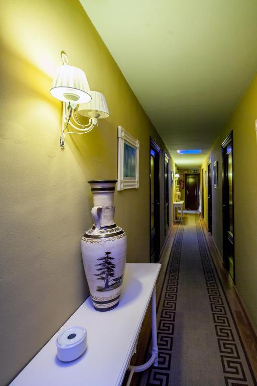 Hostal El Caballo Blanco Osuna Extérieur photo